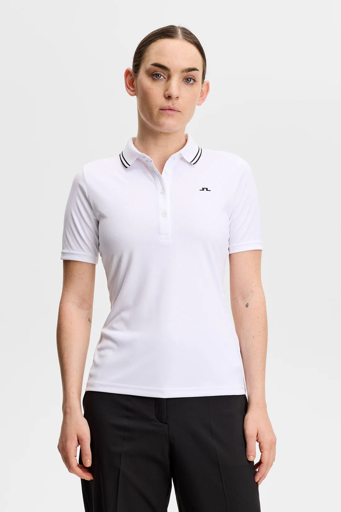 0000 WHITE