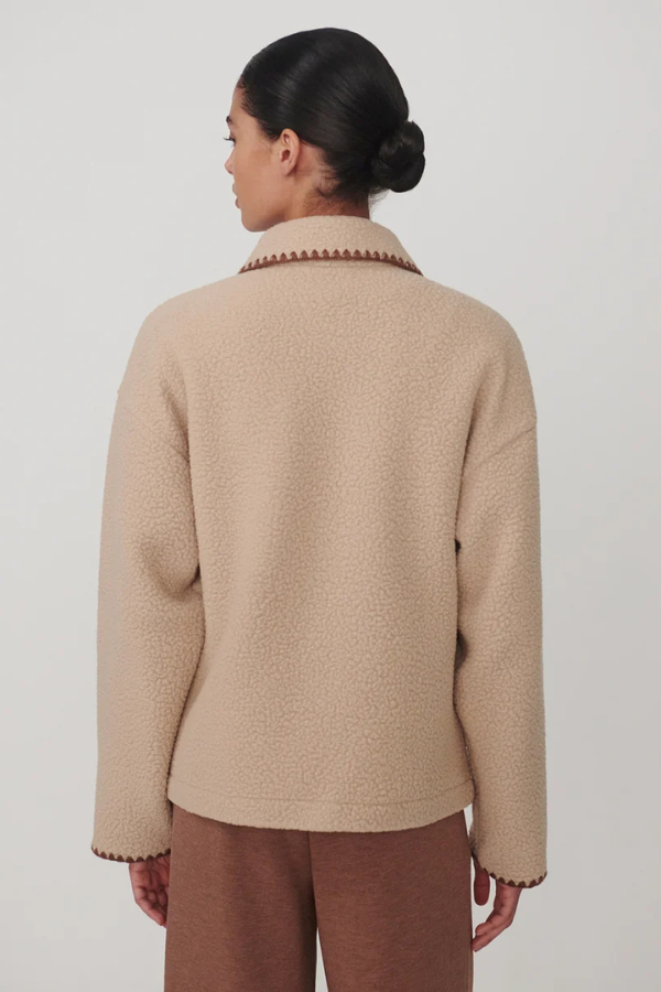 LIGHT TAUPE