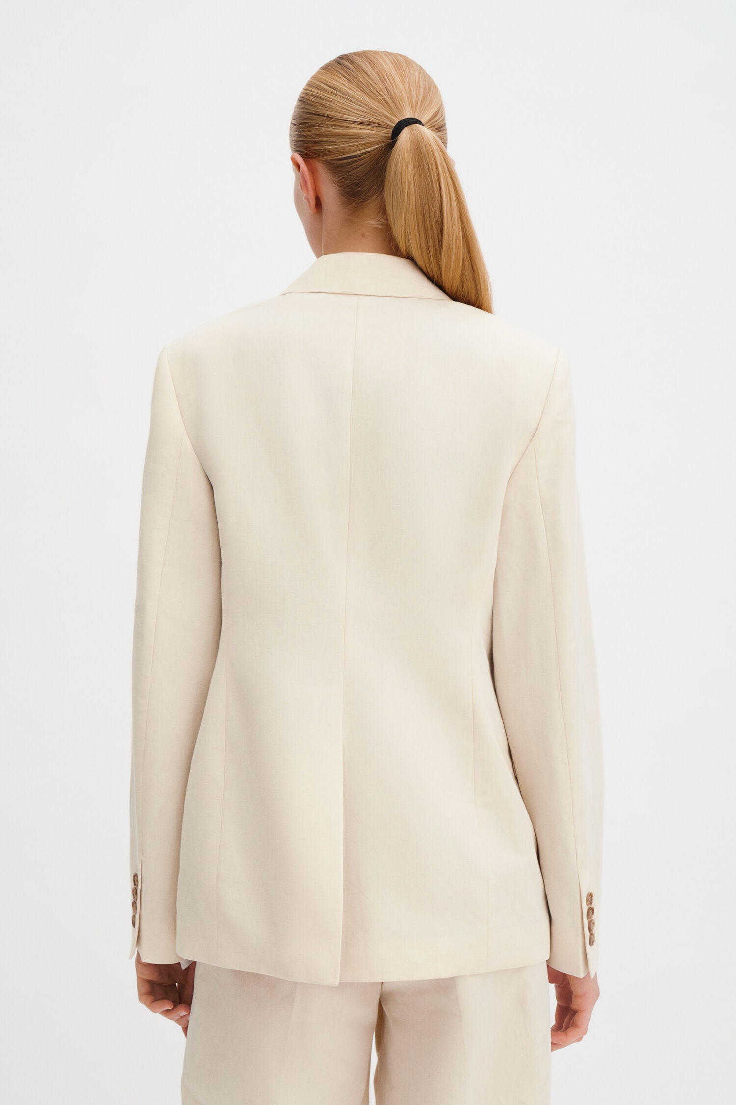 0092 CREAM WHITE