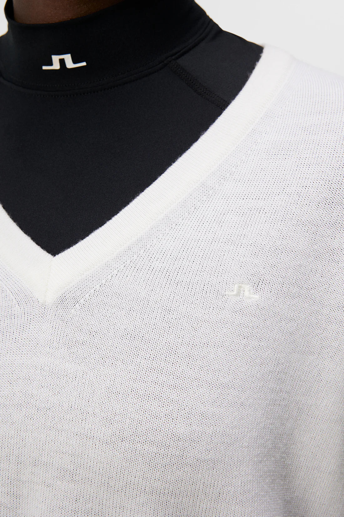 0000 WHITE