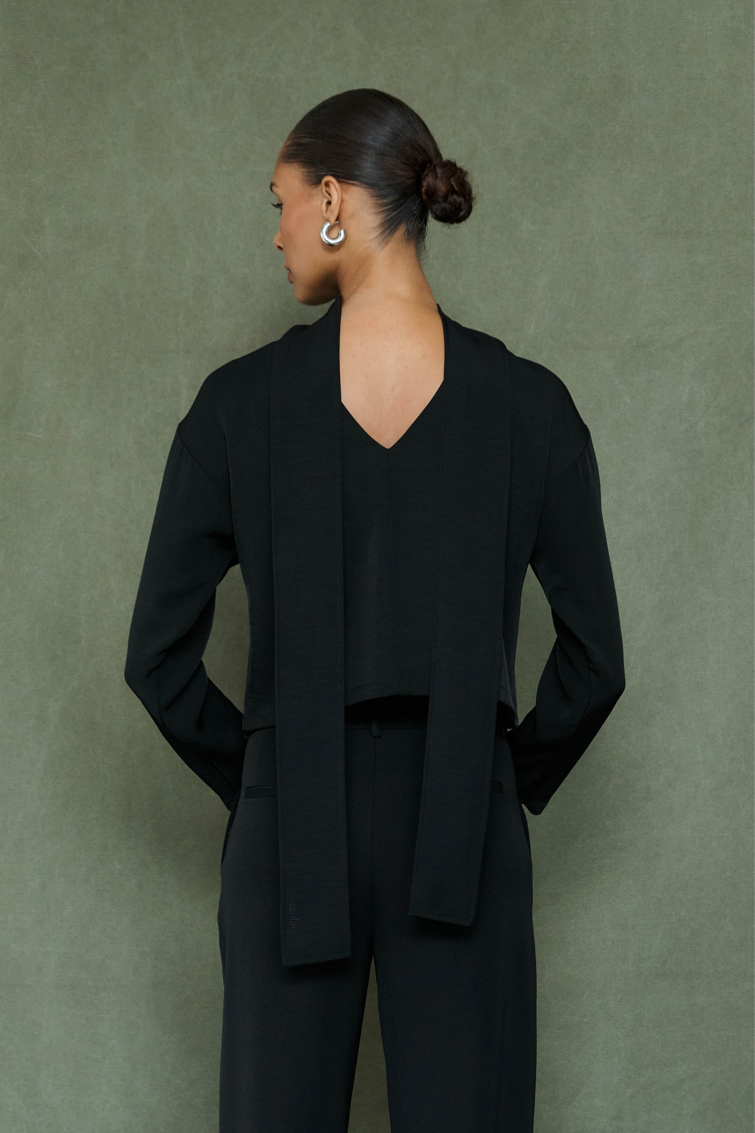 1 BLACK