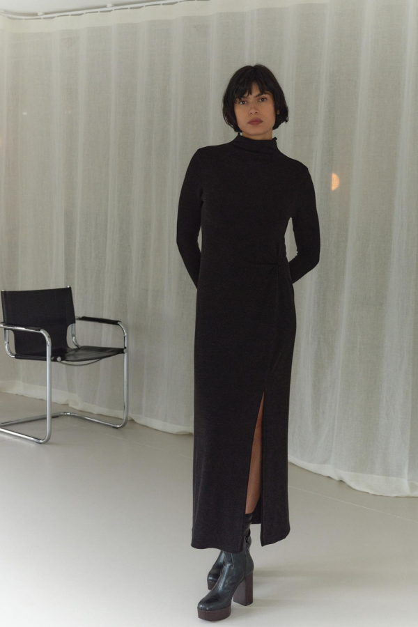 1 BLACK