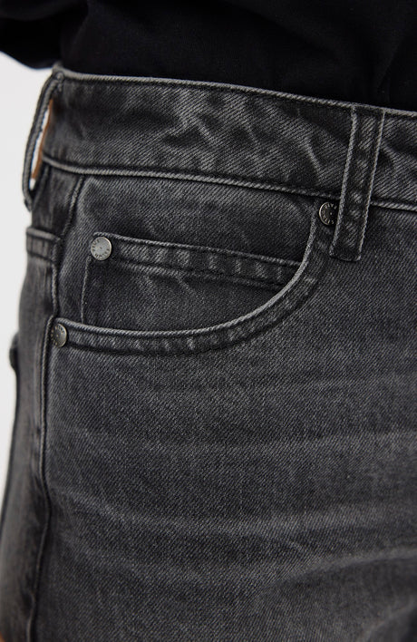 31342 WORN-IN BLACK DENIM REGULAR