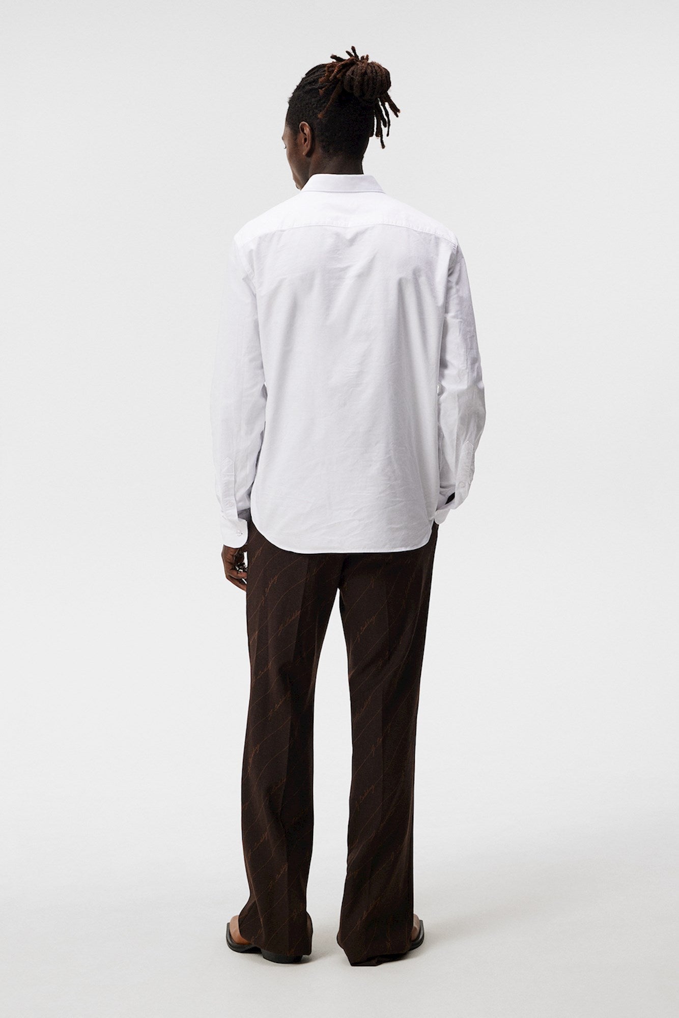 0000 WHITE
