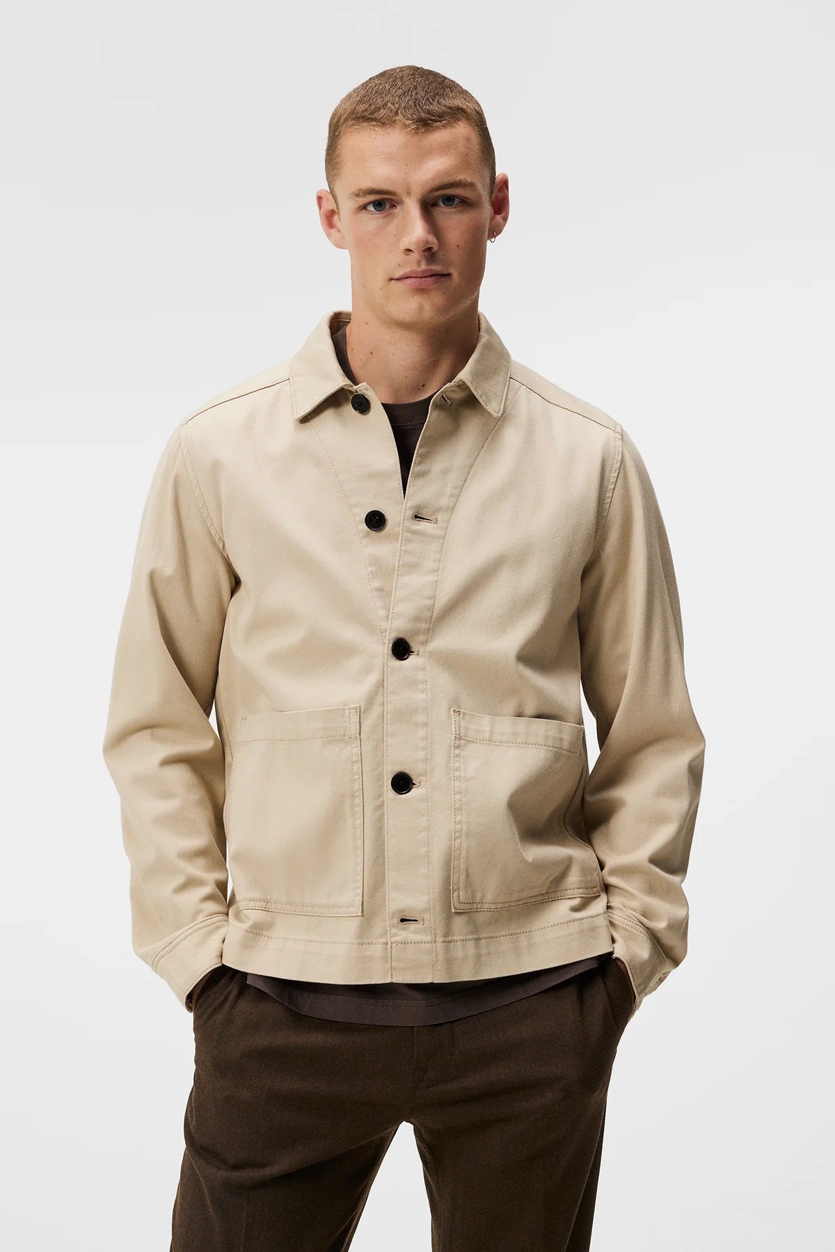 E028 OYSTER GRAY