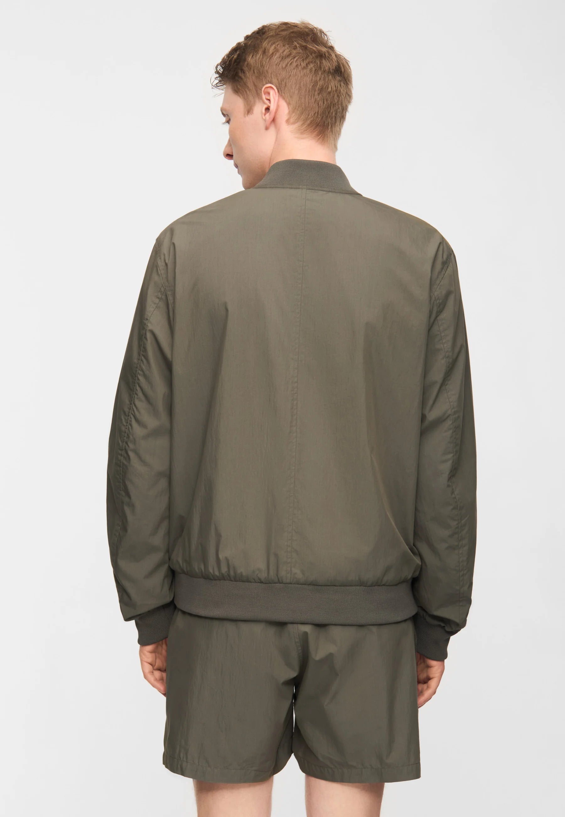 248 GRAPE LEAF