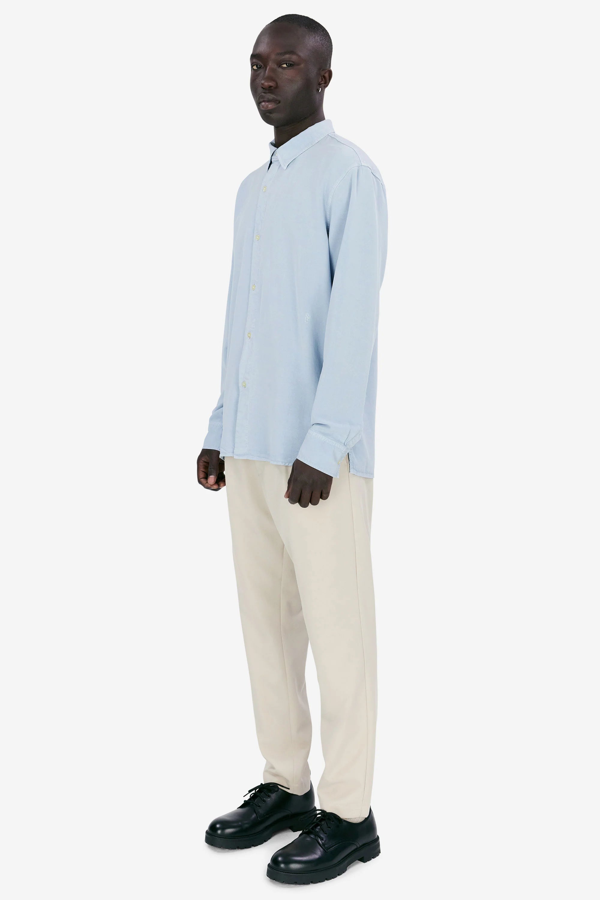 149 LIGHT BLUE
