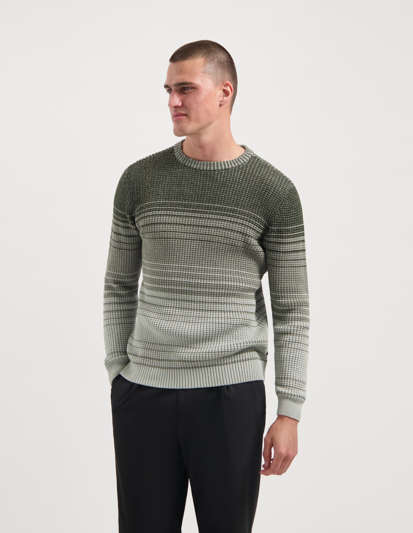 60027 DEEP FOREST GREEN