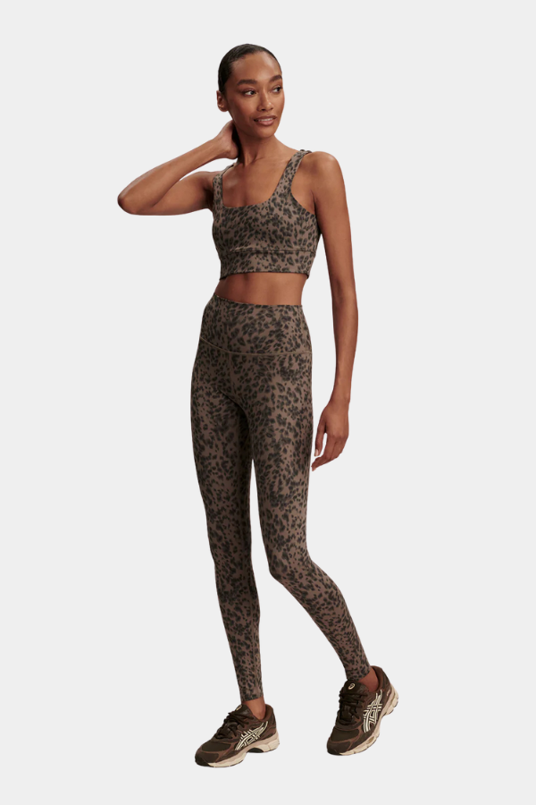 BROWN CONTRAST CHEETAH