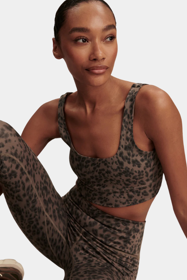 BROWN CONTRAST CHEETAH