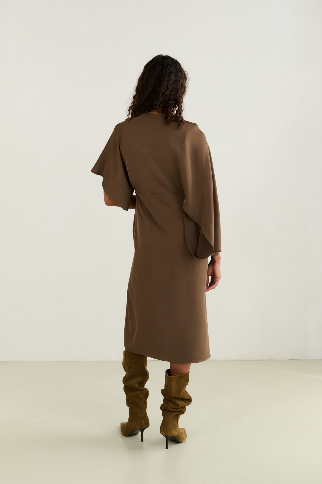 200 BROWN
