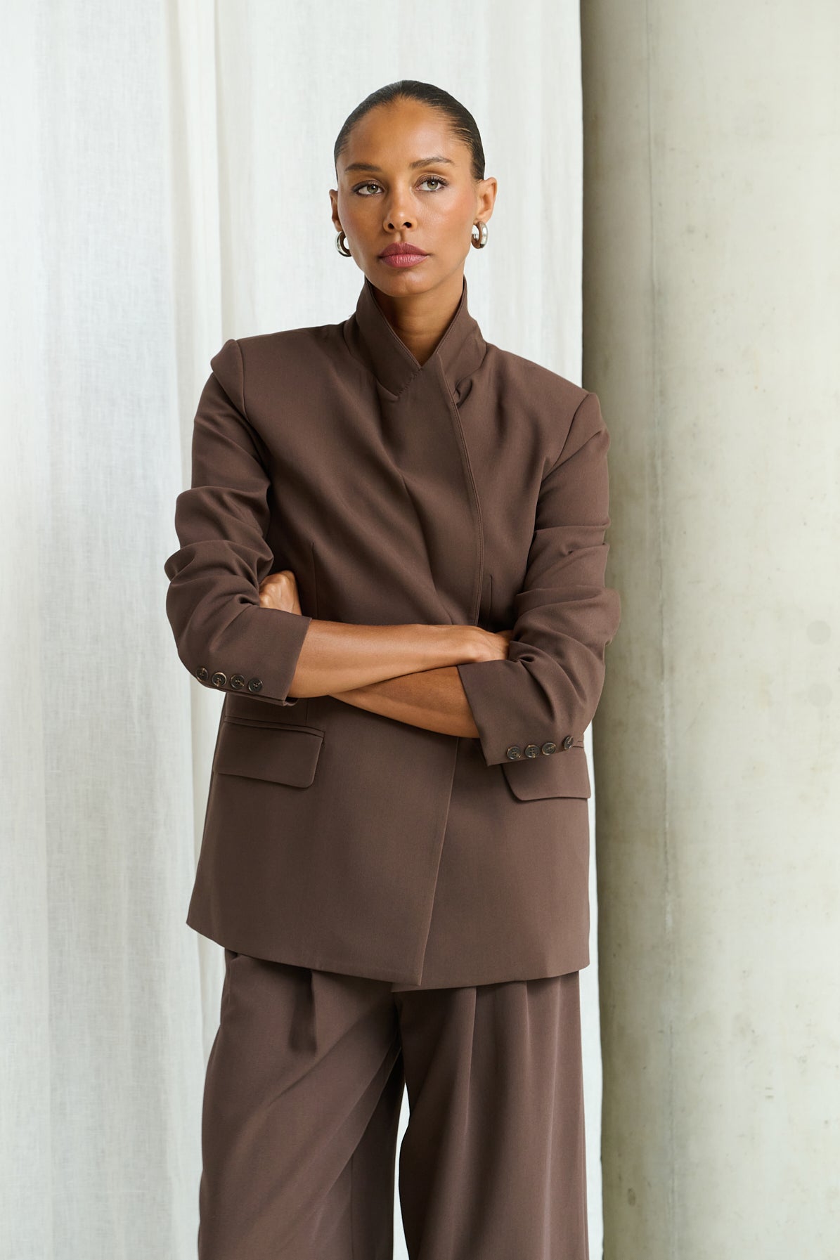 200 BROWN