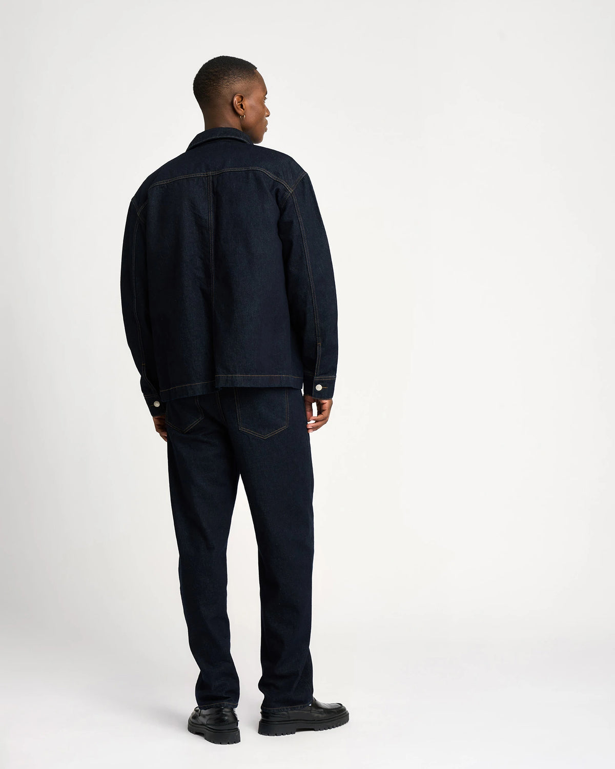 5002-NEARLY BLACK