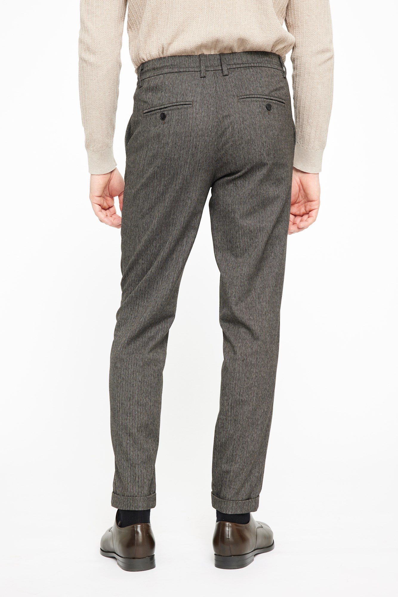 30884 MODEST BROWN HERRINGBONE ''34''