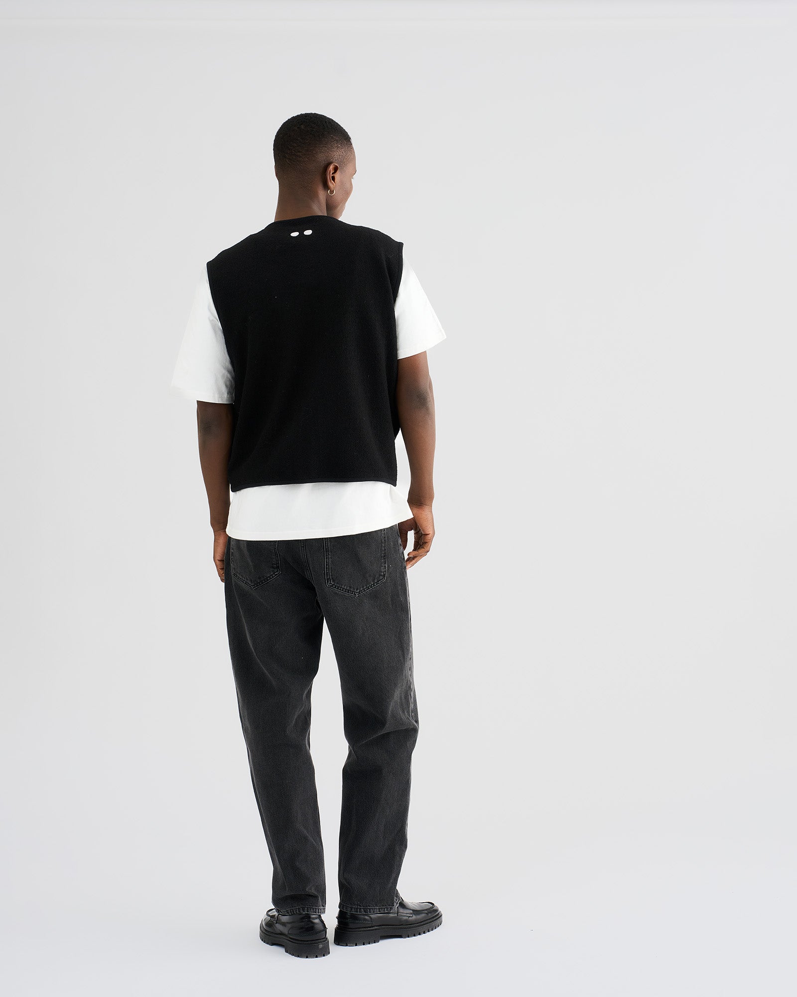 9-BLACK