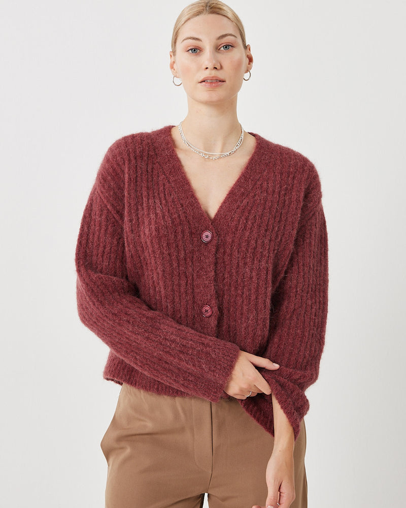1617 BURGUNDY