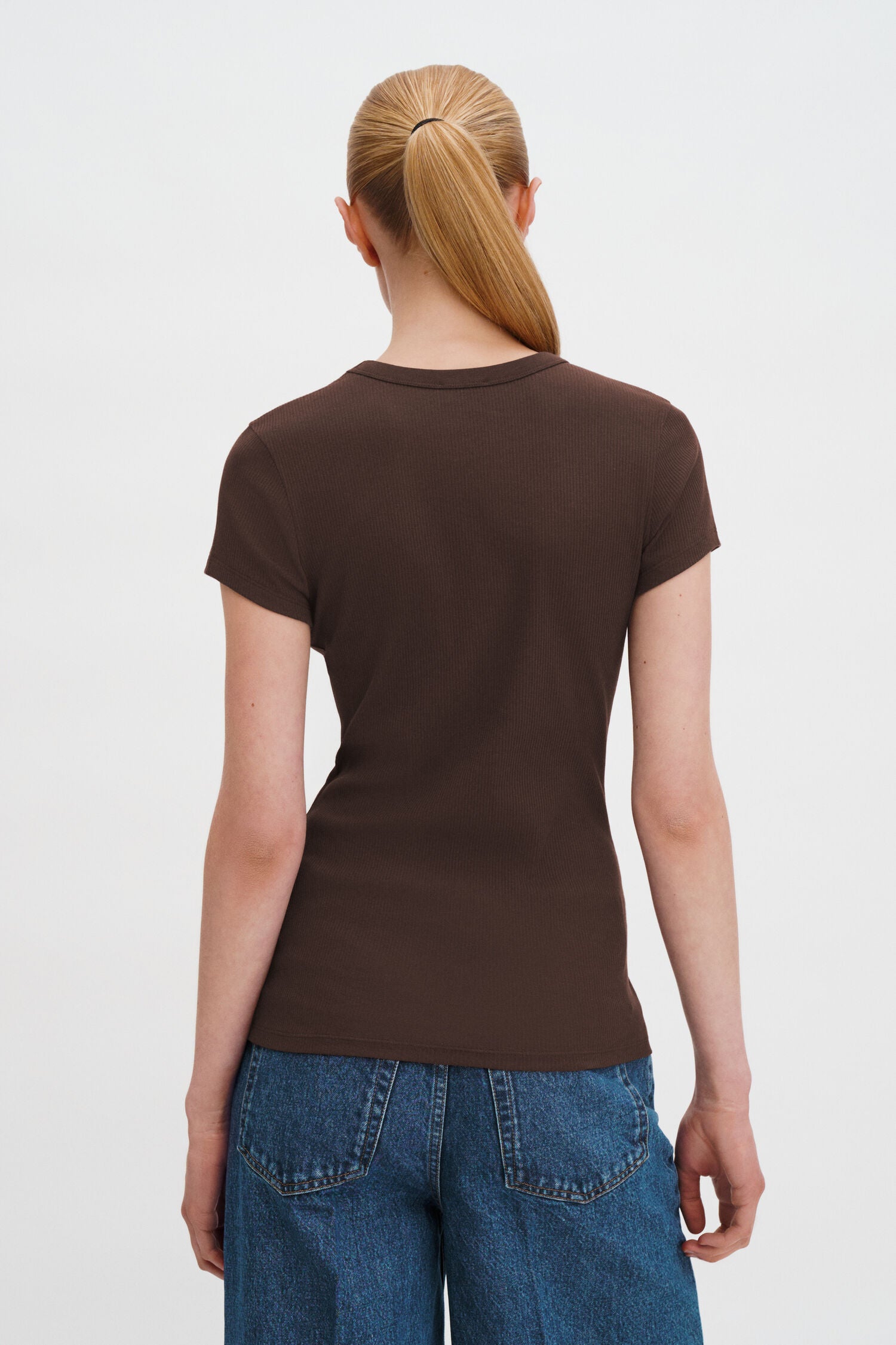 9719 DARK CHOCOLATE