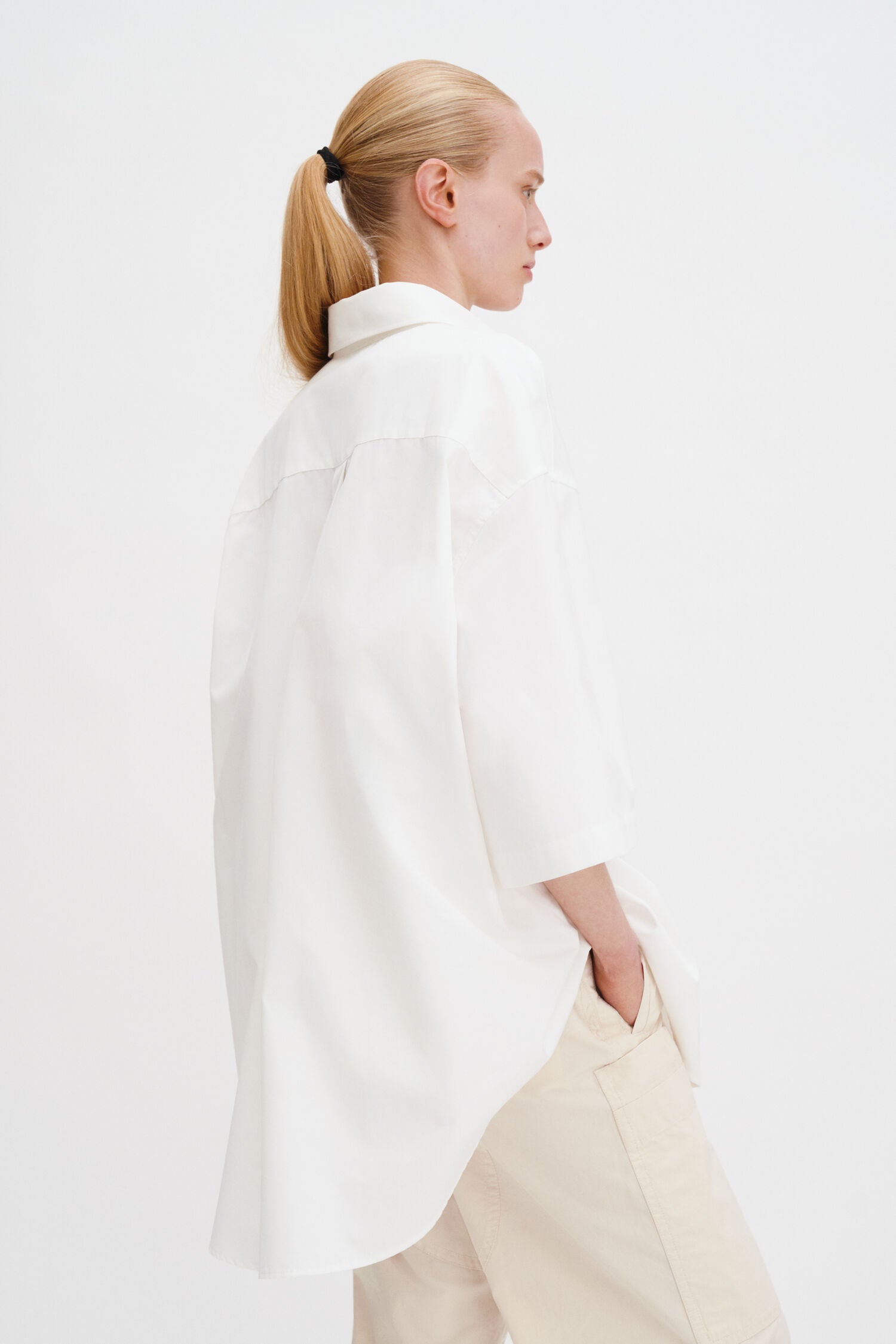 1009 WHITE