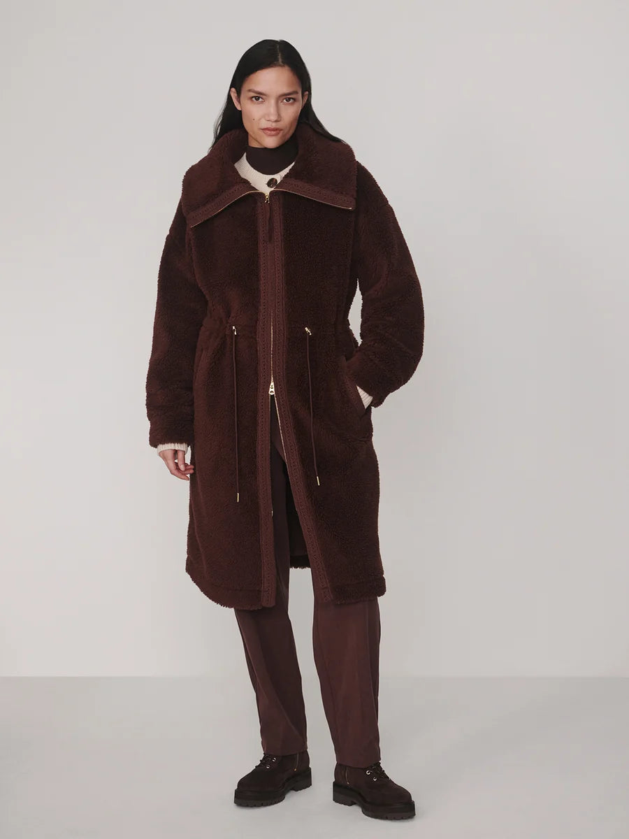 DARK CHESTNUT