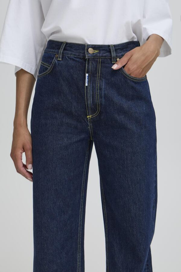 205290 BLUE/BLACK WASH