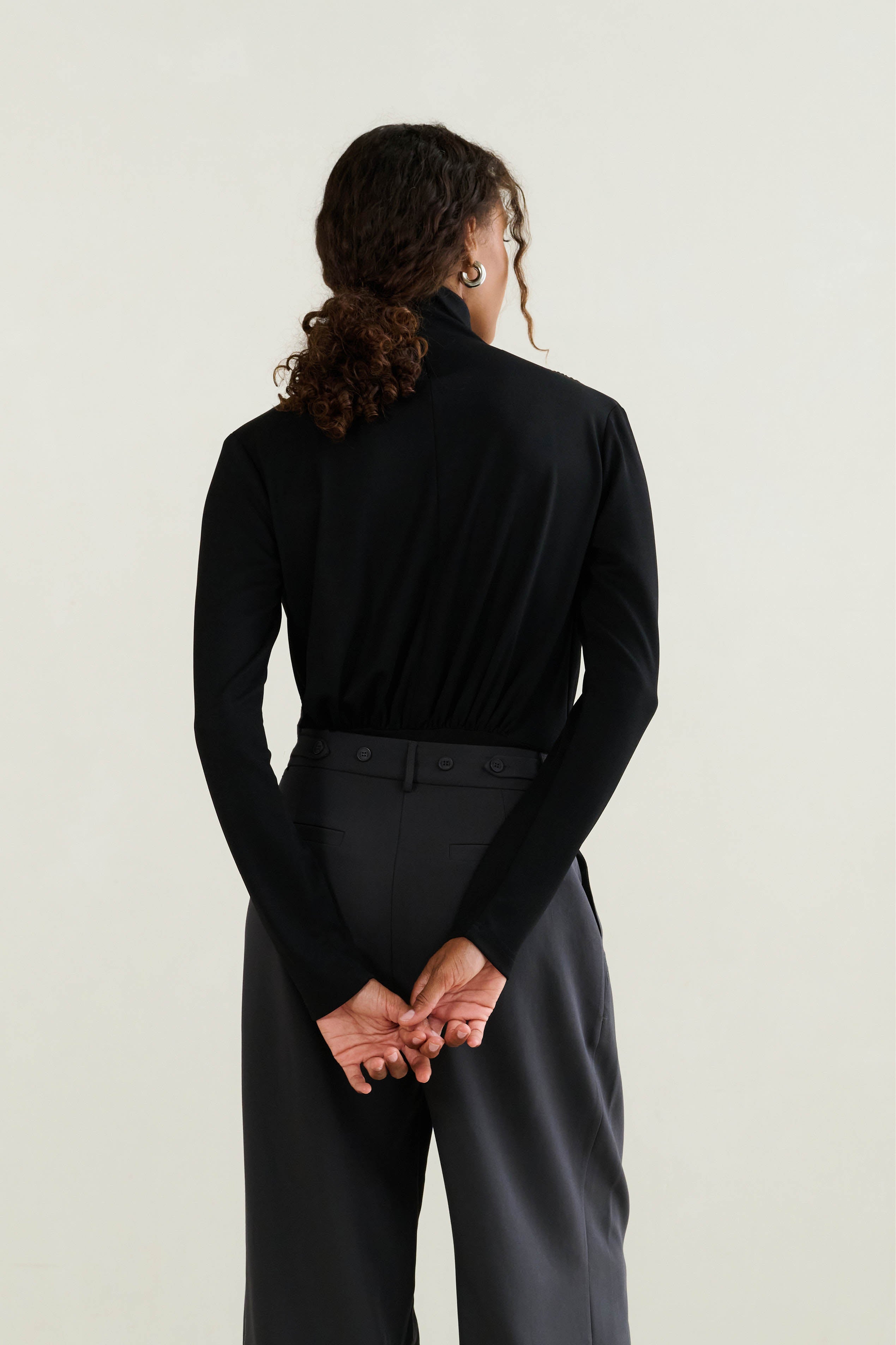 1 BLACK