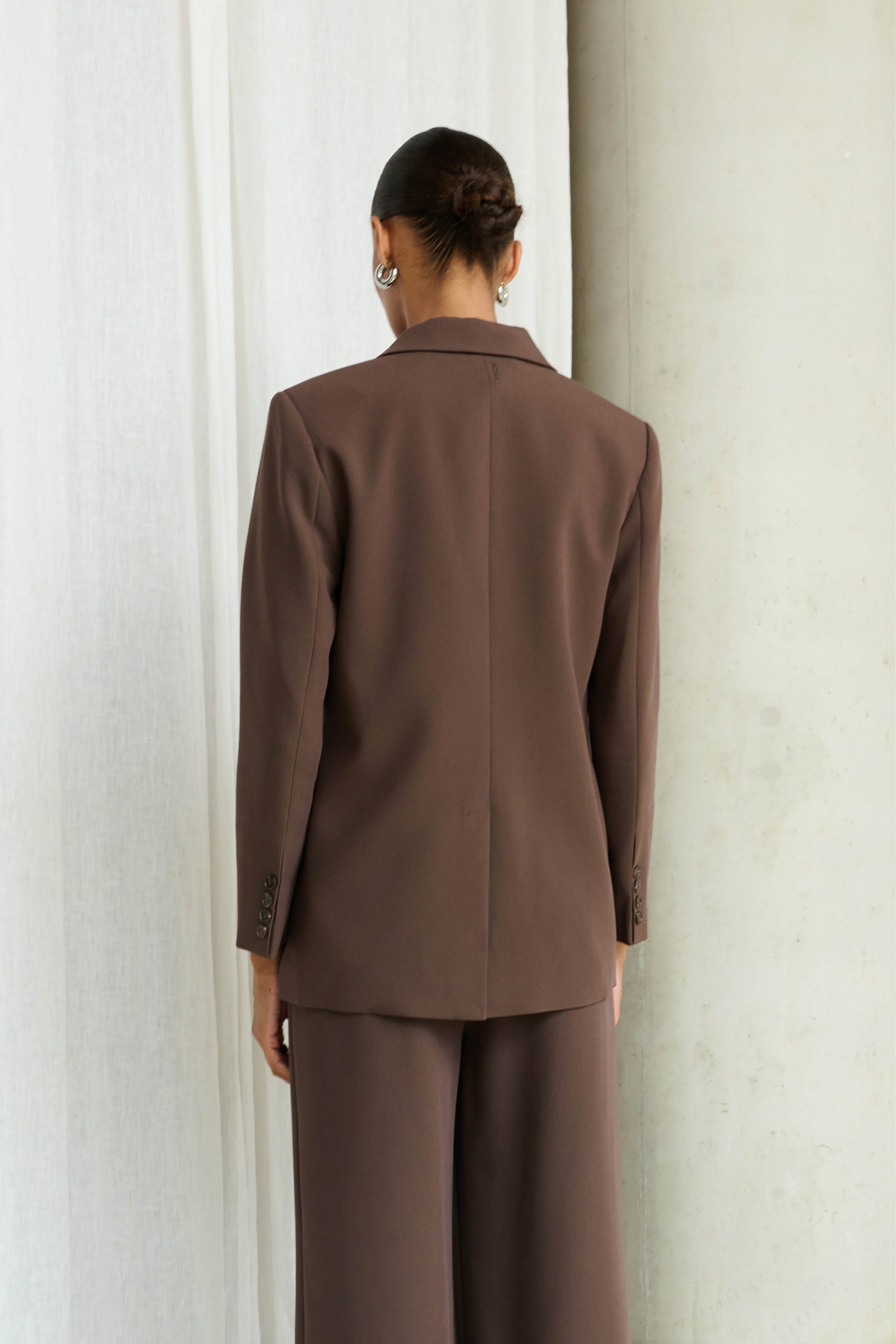 200 BROWN