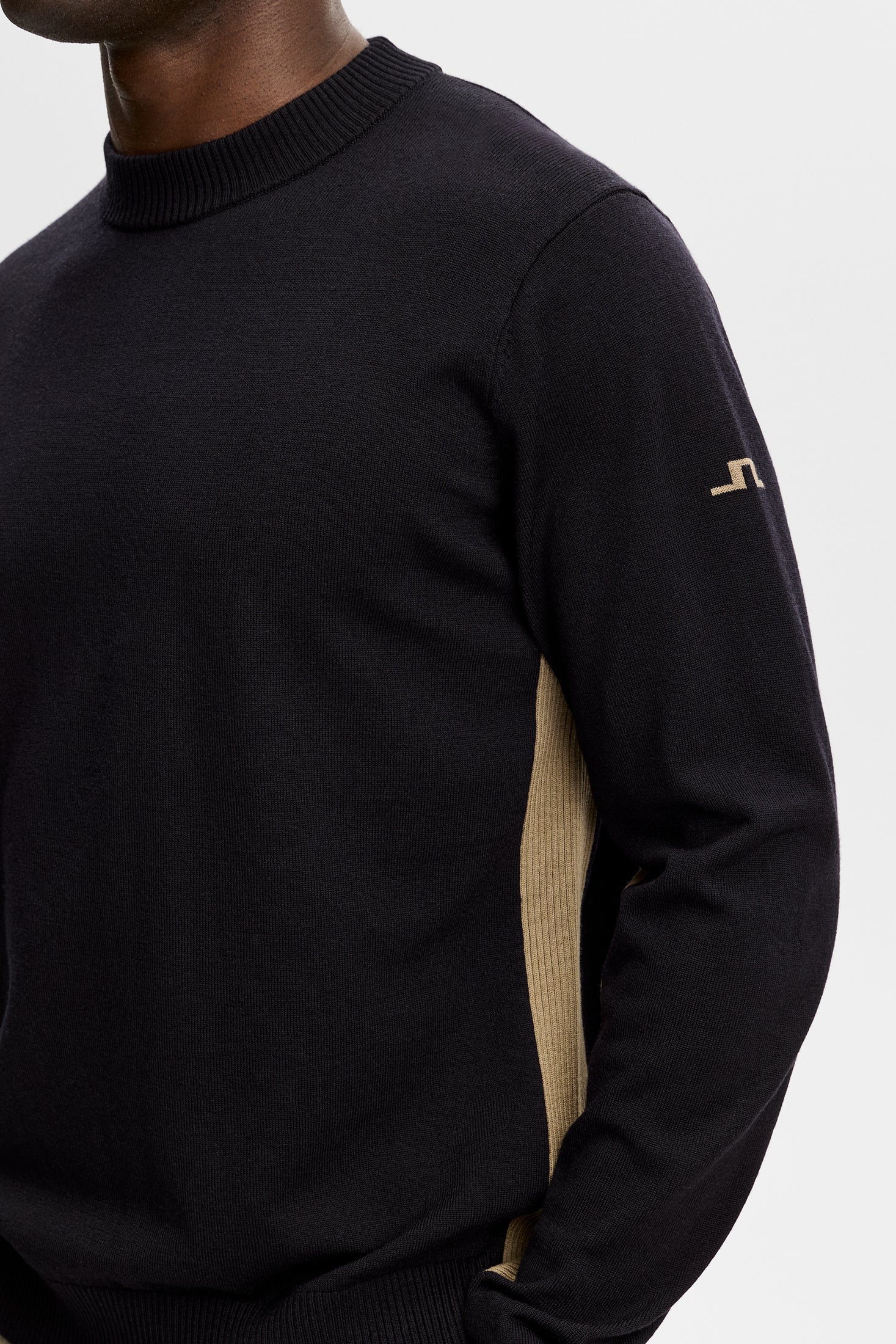 9999 BLACK