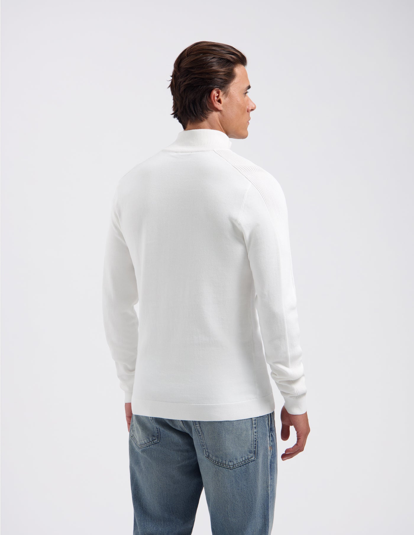 10000 WHITE