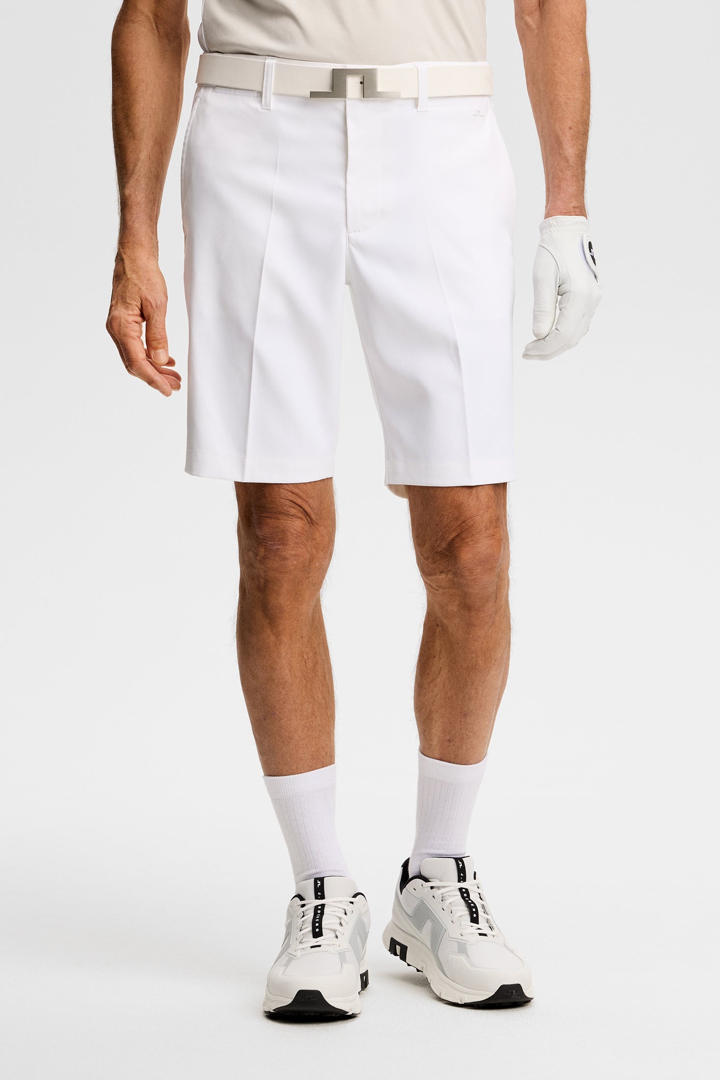 0000 WHITE