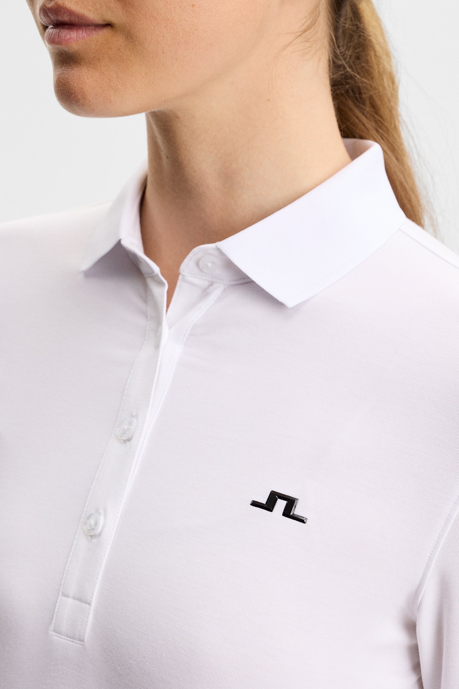 0000 WHITE
