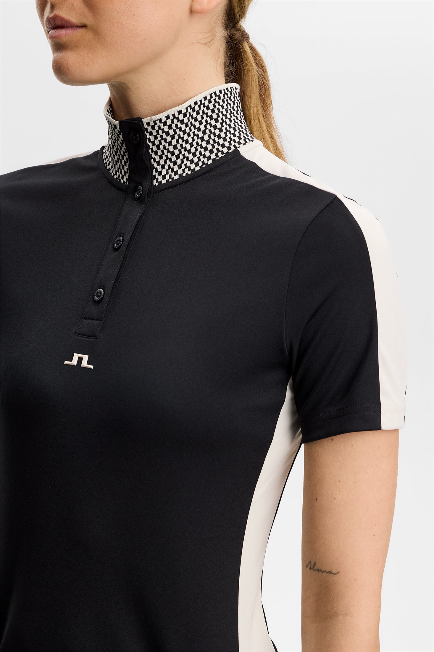 9999 BLACK