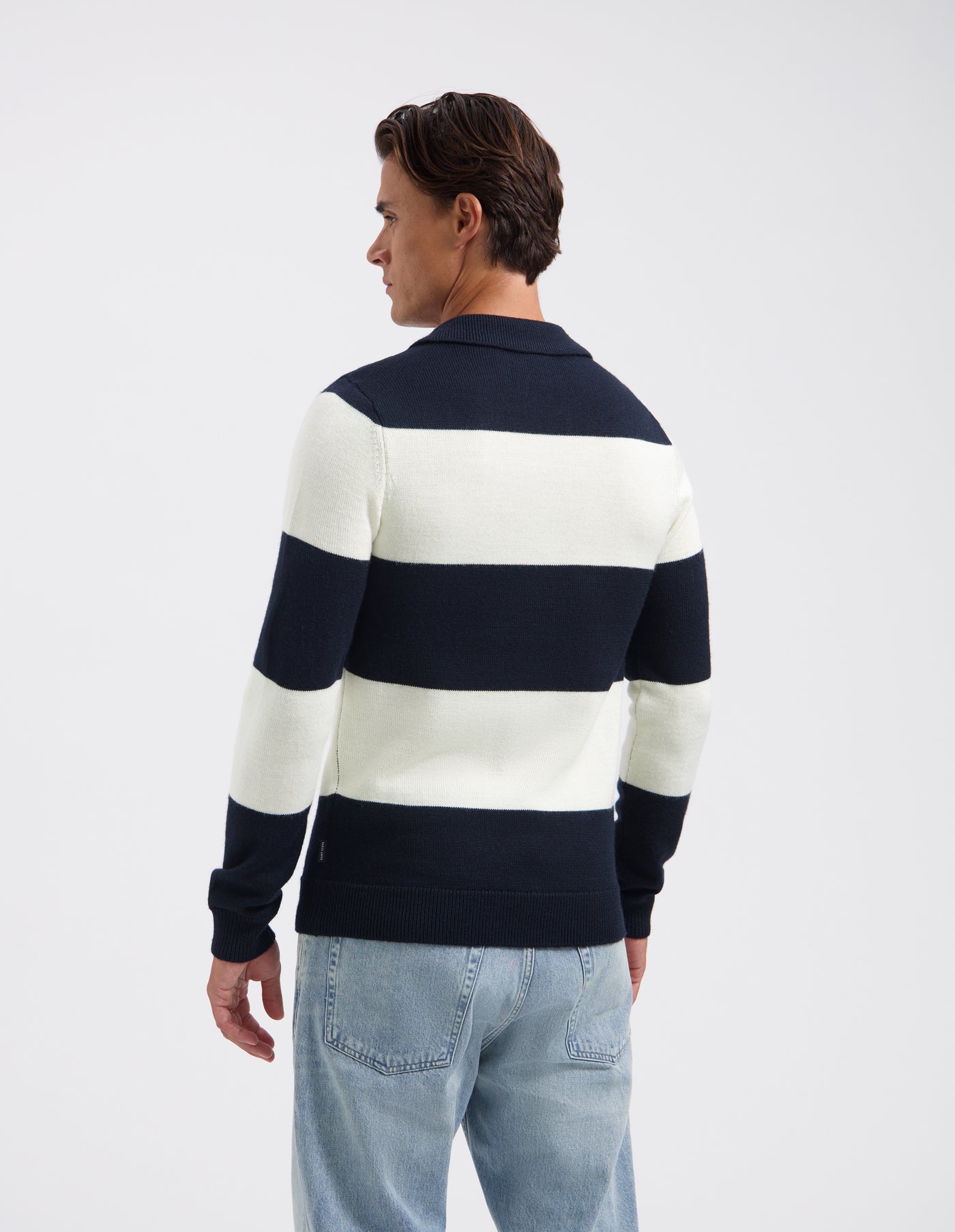 70003 DARK NAVY/10000 WHITE