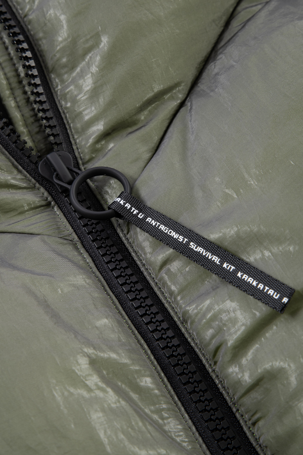 513 - DARK URBAN CHIC