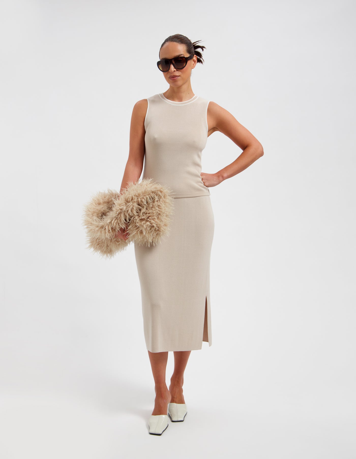 20002 SAND/10002 IVORY