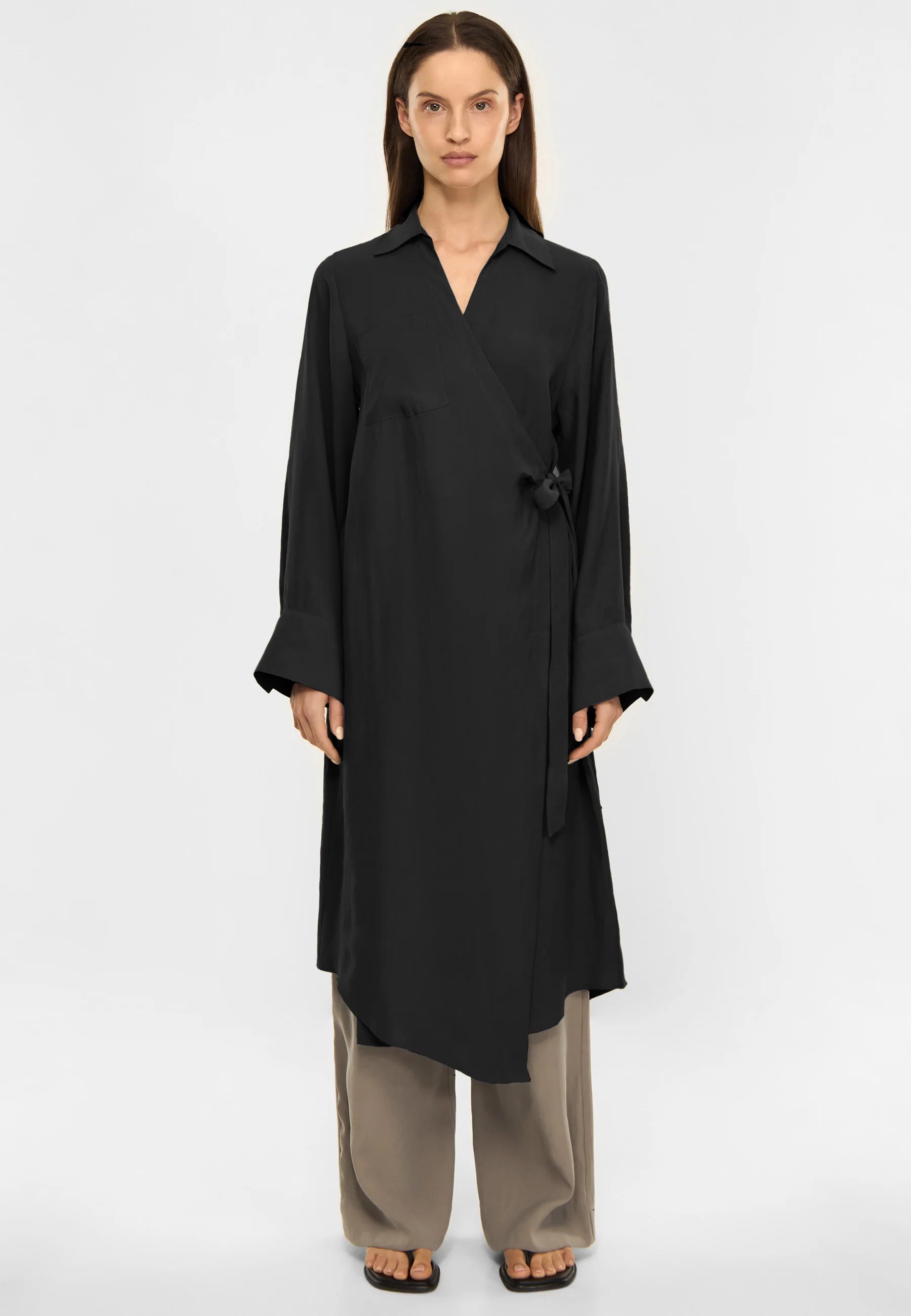 110 BLACK