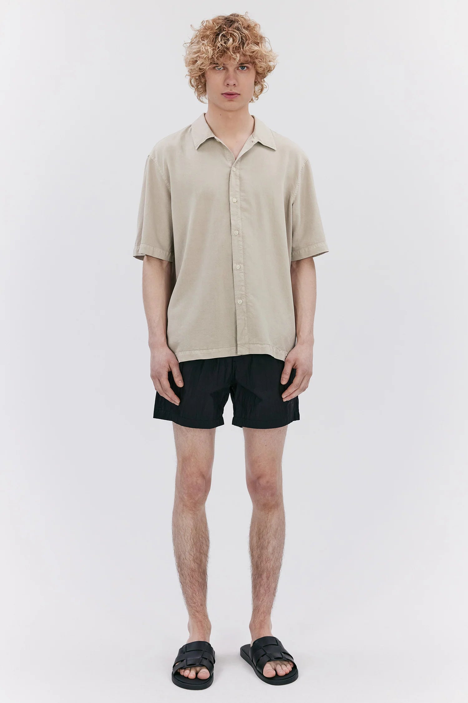 602 SAND GREY
