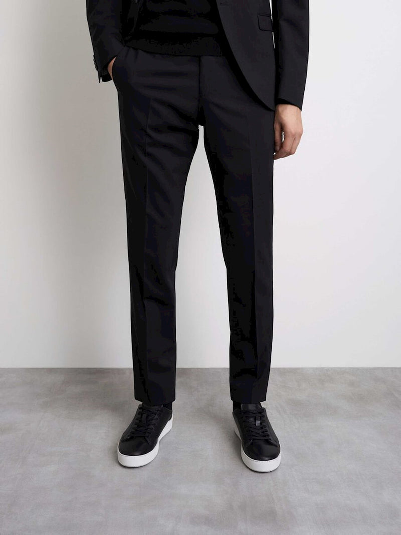050 BLACK