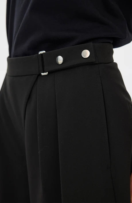 00101 BLACK