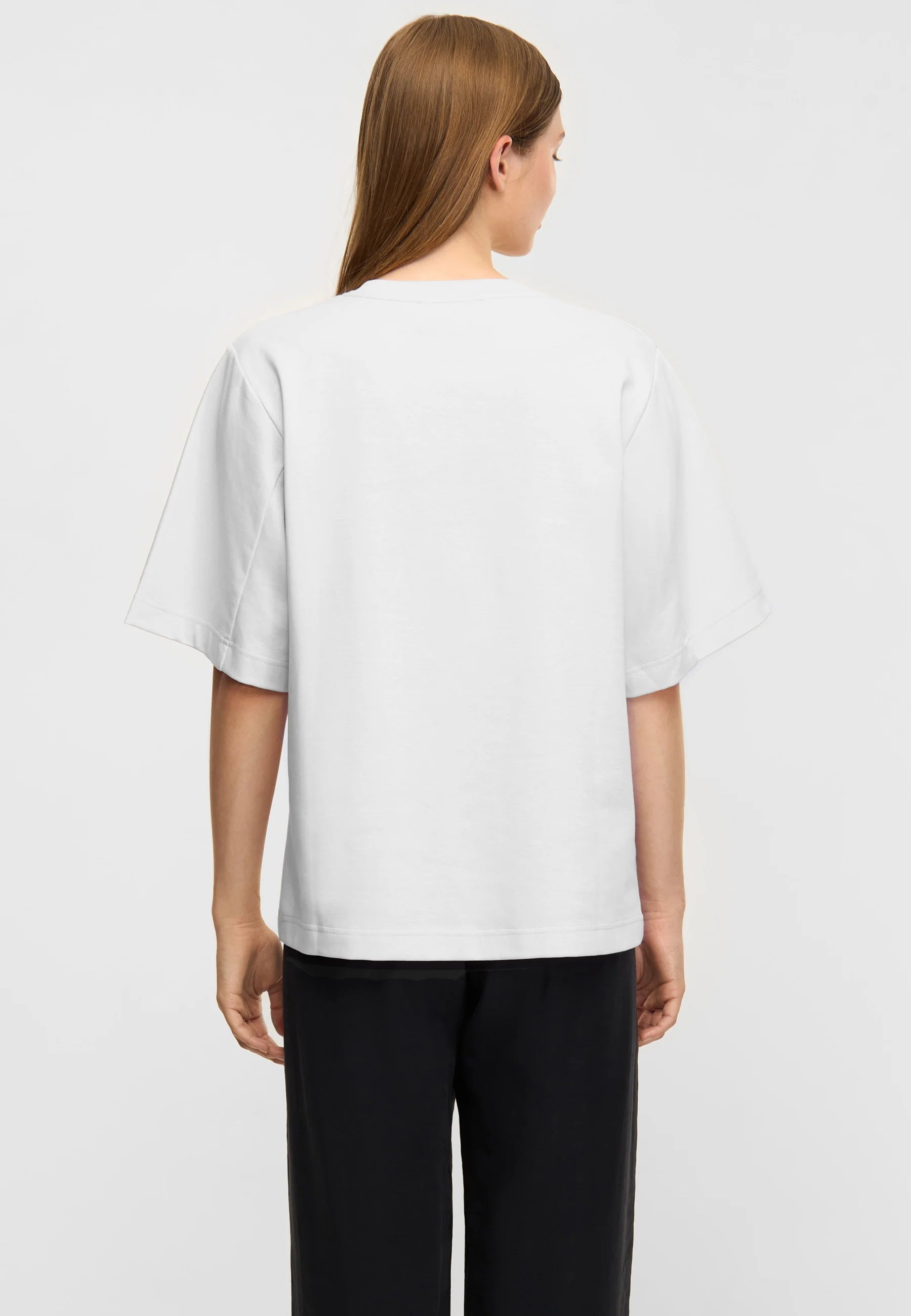 100 WHITE