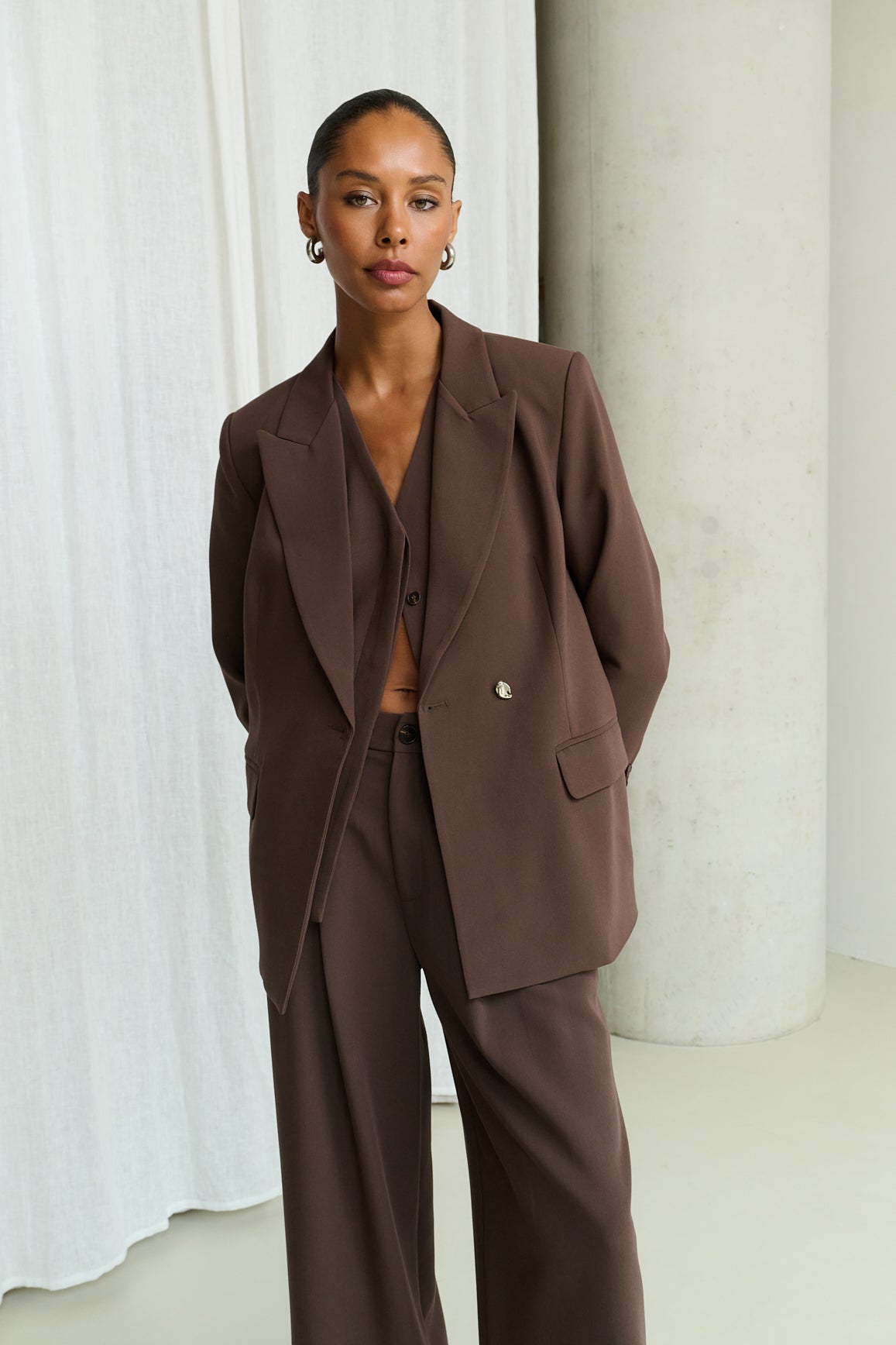 200 BROWN