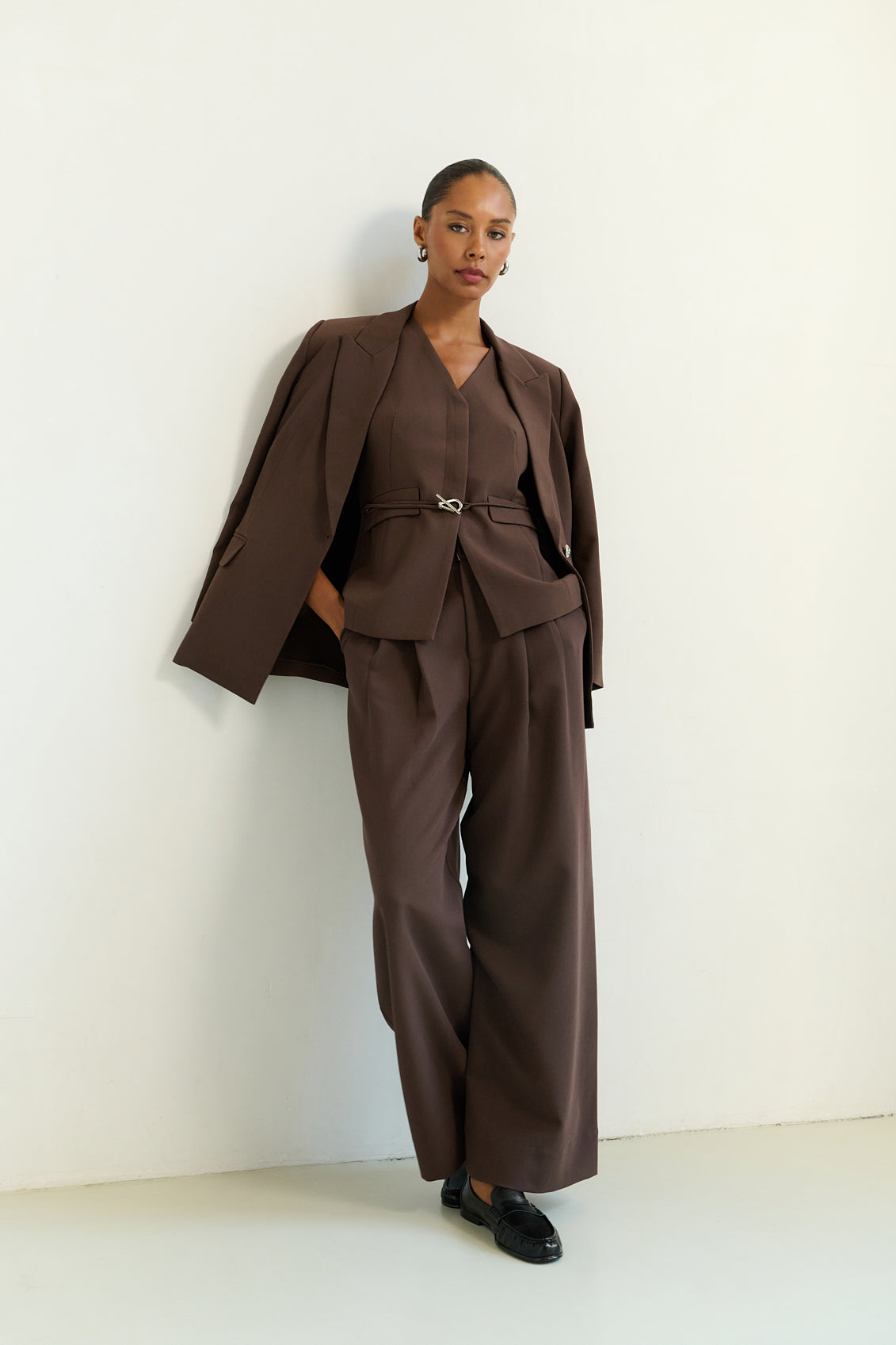 200 BROWN
