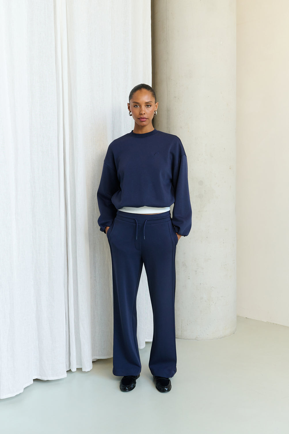 407 NAVY