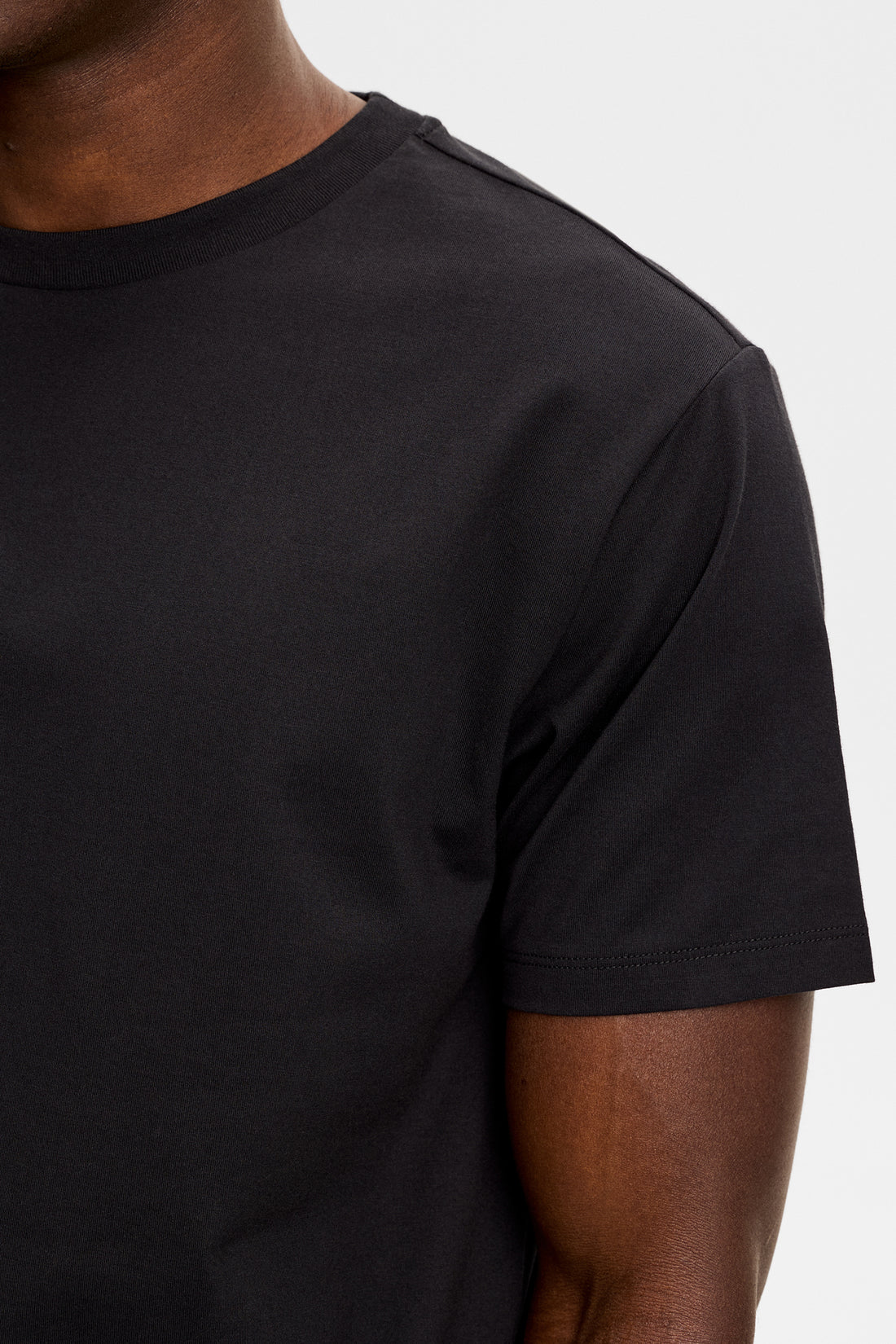 9999 BLACK