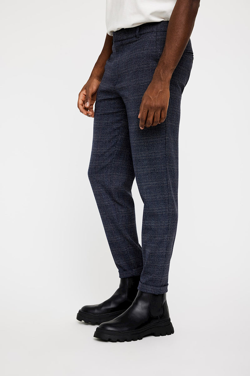 DARK BLUE CHECK 32