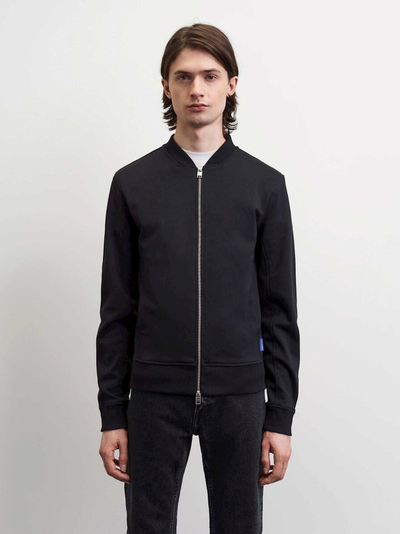 050 BLACK